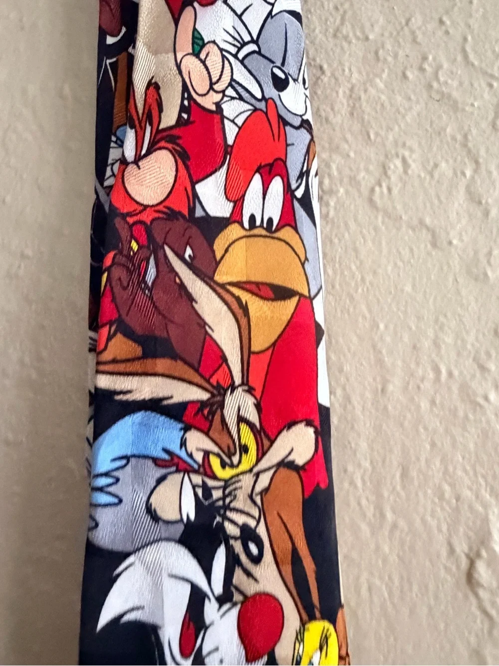 Vintage Warner Bros. Looney Tunes Character Tie - Black & Red Accents
